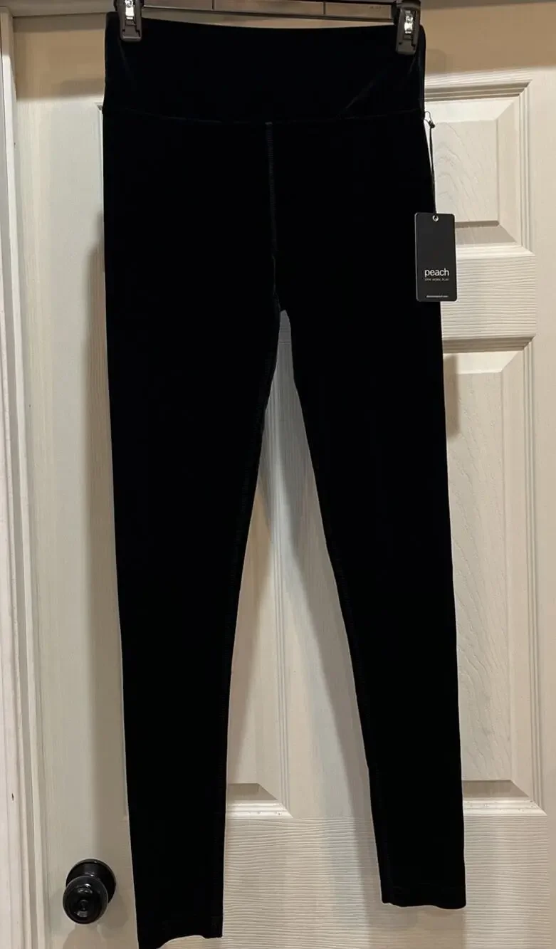 NWT Peach Mysa Black Velvet Leggings Gym Work Play Size Medium Msrp $79